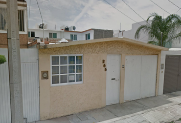 Casa en  La Estancia B, Irapuato, Guanajuato
