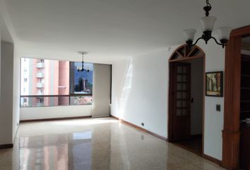 Apartamento en El Poblado, Medellín, Antioquia, Colombia