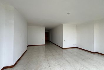 Apartamento en El Poblado, Medellín, Antioquia, Colombia