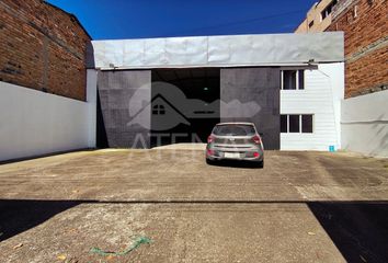 Bodega-Galpon en  El Vecino, Cuenca