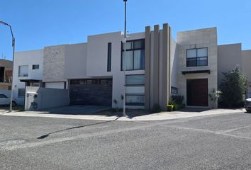 Casa en condominio en  Colinas De Juriquilla, Monte Elbrus, Juriquilla, Querétaro, México