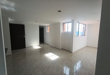 Apartamento en Edificio Titanio Profesional, Calle 48 #26-26, Bucaramanga, Santander, Colombia