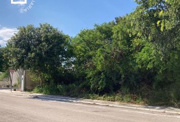 Lote de Terreno en  Avenida La Rejoyada, La Rejoyada, Mérida, Yucatán, 97307, Mex