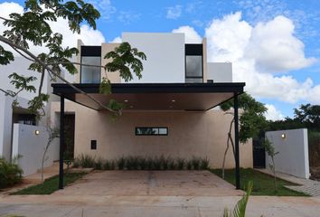 Casa en  Cholul, Mérida, Yucatán, Mex