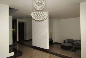 Casa en Pinares Alto, Comuna Oriente, Pereira, Risaralda, Colombia