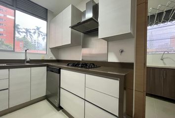 Apartamento en El Poblado, Medellín, Antioquia, Colombia
