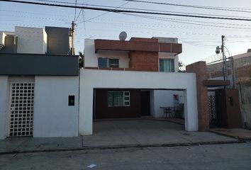 Casa en fraccionamiento en  Pino, Jardin Dorado, Tijuana, Baja California, México
