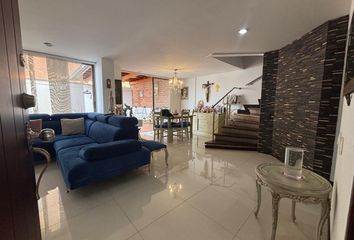Casa en Envigado, Antioquia, Colombia