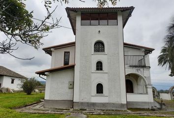 Hacienda-Quinta en  Oyambarillo, Quito, Ecuador