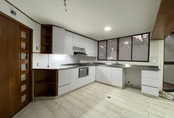 Apartment for rent in Poblado, Medellín