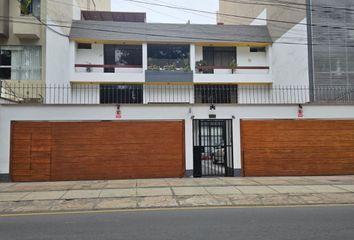 Departamento en  Av. San Borja Nte. 1060, Lima, Perú