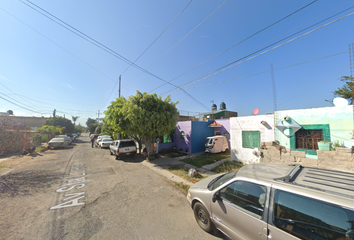 Casa en  Avenida Santa Lorena, 45653 Hacienda Santa Fe, Jalisco, México