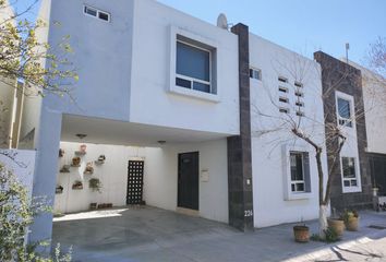 Casa en fraccionamiento en  Pedregal Anahuac 2, Sin Nombre De Colonia 2, Sin Nombre De Colonia 23, San Nicolás De Los Garza, Nuevo León, México