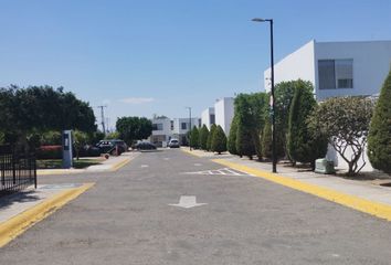 Casa en condominio en  Paseos Del Bosque, El Pueblito, Querétaro, México