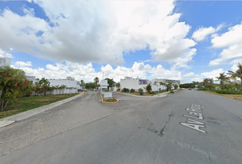 Casa en fraccionamiento en  Calle Porto Milazzo 08, Cancún, Benito Juárez, Quintana Roo, 77535, Mex