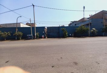 Local industrial en  Avenida Huarochiri, Santa Anita, Perú