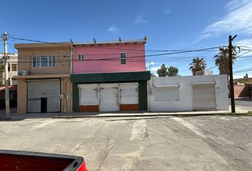 SE VENDEN LOCALES COMERCIALES CERCA DEL CENTRO COMERCIAL CELU