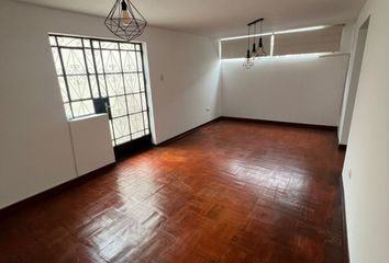Departamento en  Parque Calle Las Golondrinas, Golondrinas, San Isidro, Lima, Perú