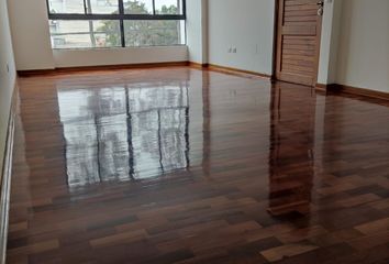 Departamento en  Los Lúcumos, Lima, Perú