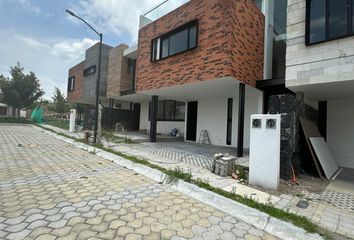 Casa en  Lomas De Angelópolis, San Bernardino Tlaxcalancingo, Puebla, México