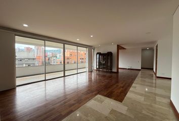 Apartment for rent in Poblado, Medellín