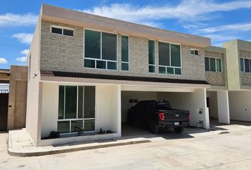 Casa en condominio en  Calle José López Portillo, Corral De Barrancos, Aguascalientes, México