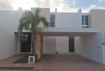 Casa en condominio en  Residencial Campocielo, Calle 69, Royal Del Parque, Mérida, Yucatán, México