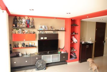 Departamento en  Avenida Sergio Bernales, Surquillo, Perú