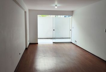 Departamento en  Avenida General Recavarren 1300, Surquillo, Perú