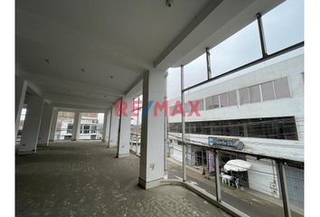 Local comercial en  Santa Clara, Lima