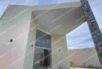 Edificio en  San Bernardino Tlaxcalancingo, Puebla, México