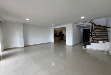 Casa en Envigado, Antioquia, Colombia