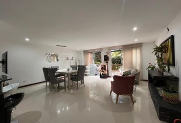 Casa en Envigado, Antioquia, Colombia