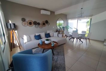 Casa en condominio en  Vega Del Mayab, Conkal, Yucatán, México