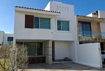 Casa en  El Mayorazgo, León