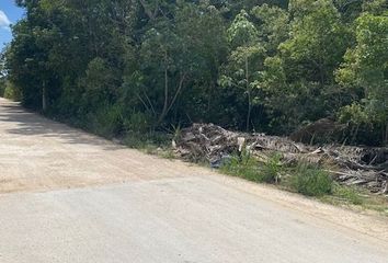 Lote de Terreno en  Calle Querétaro, Alfredo V. Bonfil, Quintana Roo, México