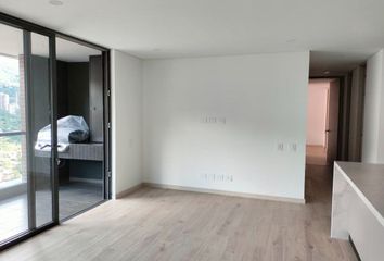 Apartamento en El Poblado, Medellín, Antioquia, Colombia