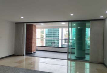Apartamento en El Poblado, Medellín, Antioquia, Colombia