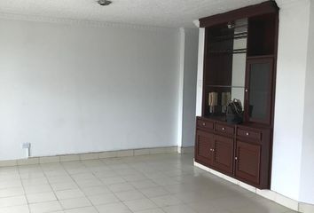 Apartamento en Calle 24 # 0a-14, Barrio El Rosal, Cúcuta, Norte De Santander, Colombia