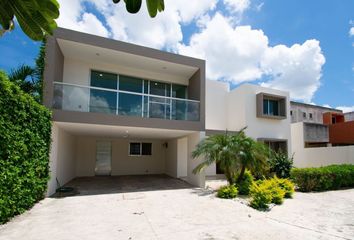 Casa en  Xcumpich, Mérida, Yucatán, México