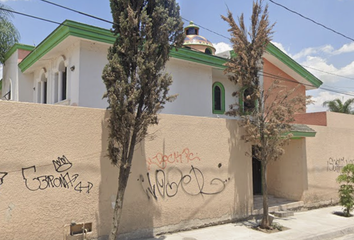 Casa en  Mártires De Cananea 2600, Francisco Silva Romero, 45638 San Pedro Tlaquepaque, Jal., México