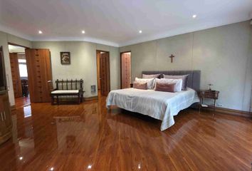 Apartment for rent in Portales del Norte, Bogotá