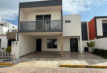 Casa en fraccionamiento en  Arboledas De Zerezotla, San Pedro Cholula
