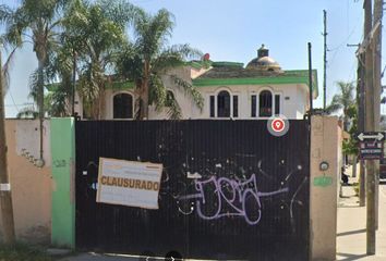 Casa en  Mártires De Cananea 2600, Francisco Silva Romero, 45638 San Pedro Tlaquepaque, Jalisco, México