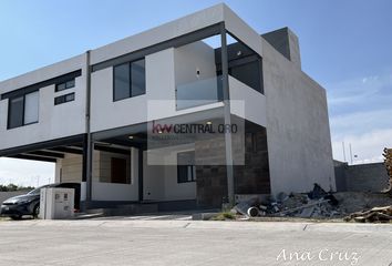 Casa en  Ciudad Maderas, El Marqués, Querétaro, Mex