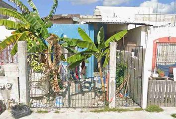 Casa en fraccionamiento en  Playa Del Carmen, Quintana Roo