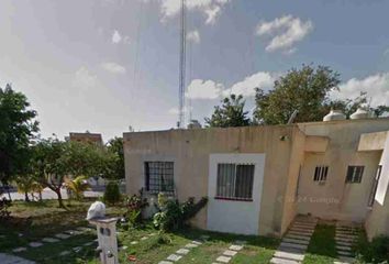 Casa en fraccionamiento en  Playa Del Carmen, Quintana Roo