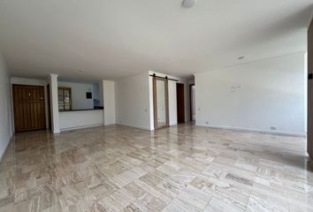 Apartamento en El Poblado, Medellín, Antioquia, Colombia