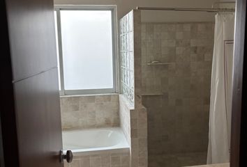 Casa en fraccionamiento en  San Bernardino Tlaxcalancingo, San Andrés Cholula