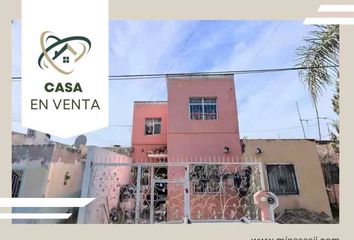 Casa en  Hacienda Santa Fe, Tlajomulco De Zúñiga